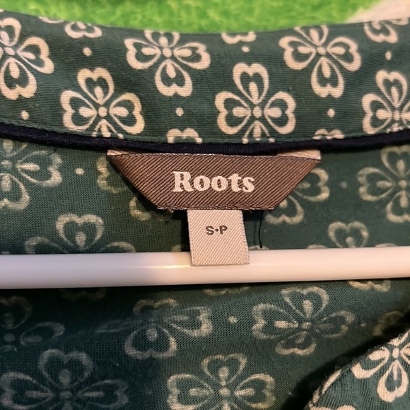 Roots brand spring/summer dress with pattern including pockets - Picture 4 of 4